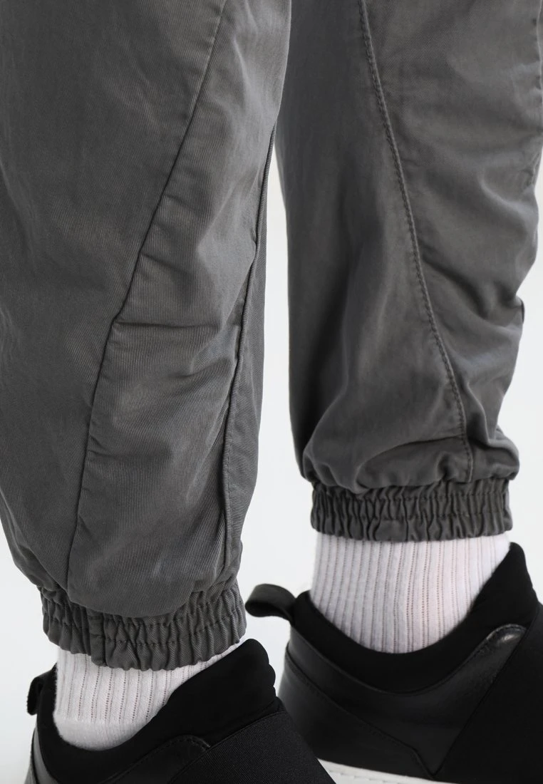 URBAN CLASSICS Jogging - Pantalon Cargo - Darkgrey 8 URBAN CLASSICS Jogging - Pantalon Cargo - Darkgrey – Image 6