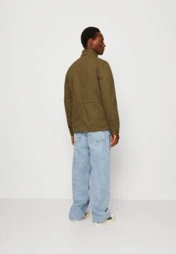 Only & Sons Onsdennis Field Jacket Unisex - Veste Légère - Olive Night -Anna Field 64b5df98911d406392d0984ce954a432