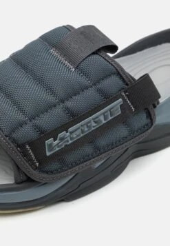 Lacoste Ace Slide - Mules - Dark Gry/Gry -Anna Field 66aaf2755c3e413a9b1d8211891b146b