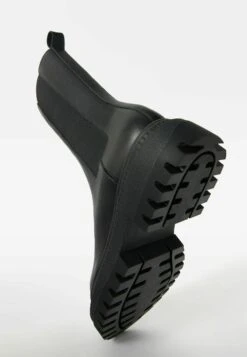 BERSHKA Flat With Elastic Gores - Boots À Talons - Black -Anna Field 73bedb1b10234ae1a0e3183e44674d06