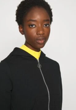 Even&Odd Sweat Zippé - Black -Anna Field 7bbda7e26c574ebdab9650a38dd1604e