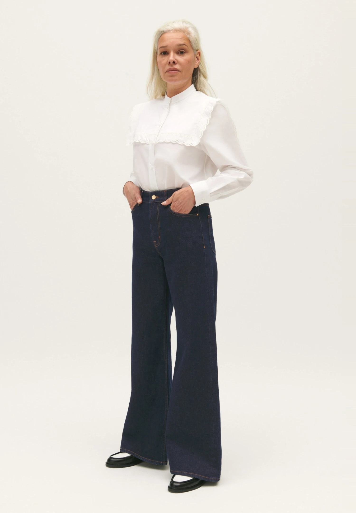 CLAUDIE PIERLOT Pandore - Jean Flare - Denim Brut 6 CLAUDIE PIERLOT Pandore - Jean Flare - Denim Brut – Image 4