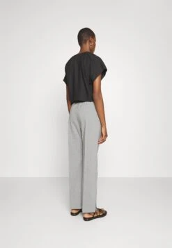 MAX & Co. Grissino - Pantalon Classique - Light Grey -Anna Field b3e9b4e4dbe843fcafdadf21edd6d4a5