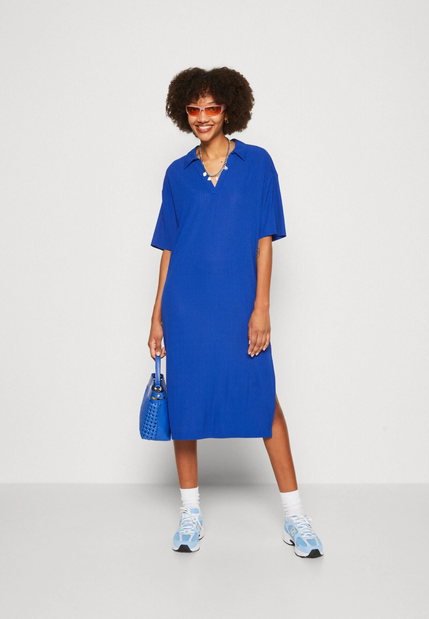 Monki Robe En Jersey - Bright Cobolt Blue 4 Monki Robe En Jersey - Bright Cobolt Blue – Image 2